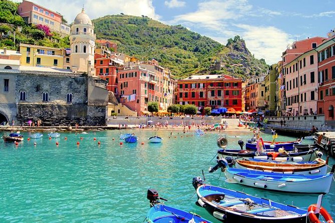Private Tour: Cinque Terre from La Spezia - Vernazza: the sweet spot for lunch near the little port