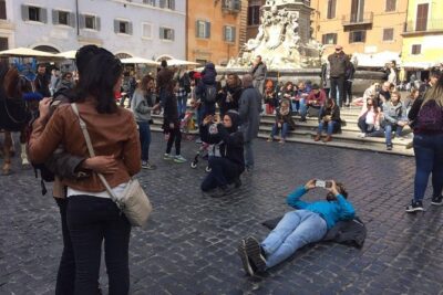 Private Tour - City Center - Starting at Piazza di Spagna: The Best Place to Get Oriented