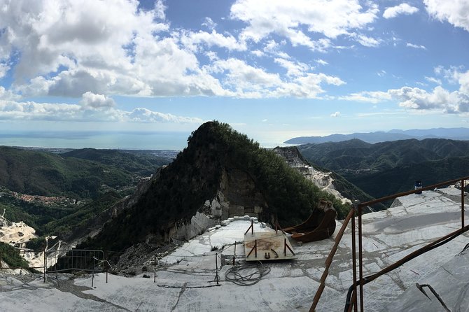 PRIVATE tour in Carrara marble quarries with 4x4 vehicles - Key points before you go
