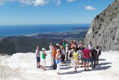 PRIVATE tour in Carrara marble quarries with 4x4 vehicles - How the Jeep Ride Changes the Quarry Experience