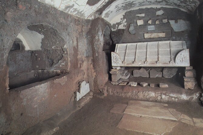 Private Tour of Catacombs and Ancient Appian Way (hotel pick up) - Guides and group size: how the day rises or falls