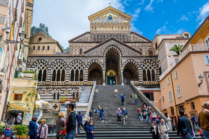 Private Tour of the Amalfi Coast from Sorrento with Driver - Amalfi: 90 minutes plus the Duomo time math