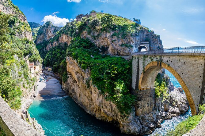 Private Tour of the Amalfi Coast from Sorrento with Driver - Driving conditions and how the day stays enjoyable anyway