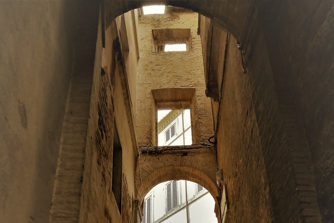 Private Tour: Secret Siena Walking Tour - Stop 3: Basilica di San Clemente in Santa Maria dei Servi + a panoramic photo moment