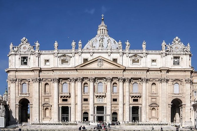 Private Tour Vatican Museums Sistine Chapel & St Peter's Basilica - Why a private Vatican tour beats the solo plan