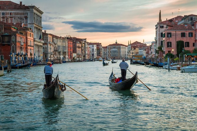 Private Tour: Venice Gondola Ride with Serenade - The Grand Canal Segment: The S-Shape That Everyone Talks About