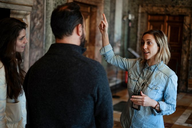Private Vatican Museums Hidden Gems Tour with Optional Pick-Up - Key things that make this tour work