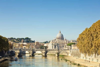 Private Vatican Tour with the option to visit St. Peter's - Vatican Museums: from courtyards to the Constantine sarcophagi