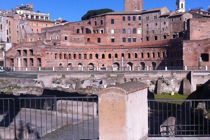 Private Walking Tour of the Squares and Fountains in Rome - Via del Corso: Rome’s Central Artery and the Trident Shape