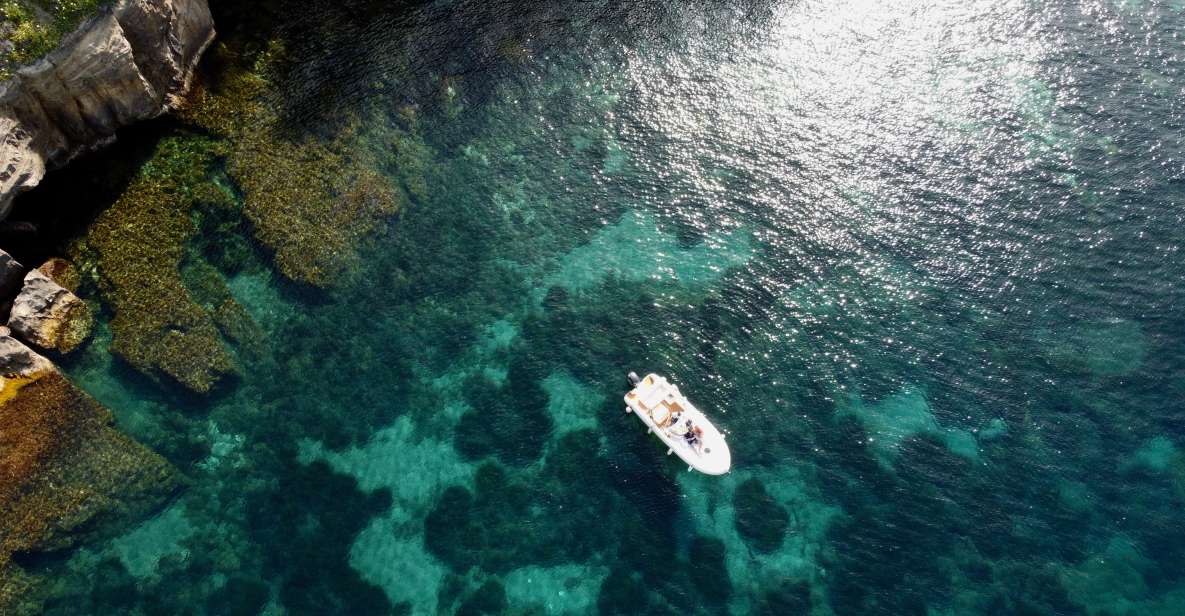 Procida: Boat Tour with Swimming Stops and Underwater Photos - Getting to Marina Grande: find the small square fast
