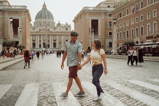 Professional Photoshoot in Rome - Trevi Fountain and Barcaccia vibes for unforgettable couple and family shots