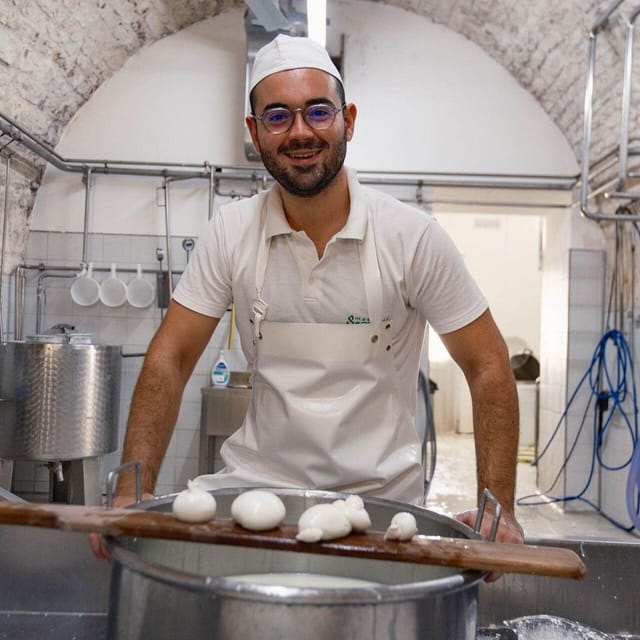 Puglia: Masseria Seppunisi Tour, Cheese, Burrata Tasting - What to watch for in the aging rooms (besides the smell)
