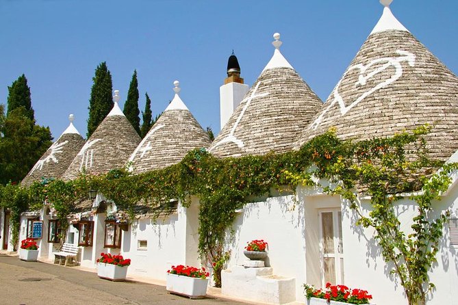 PUGLIA Tour Private Customizable Excl. with your Apulian friend - A private day built around Puglia’s biggest hits (and side roads)