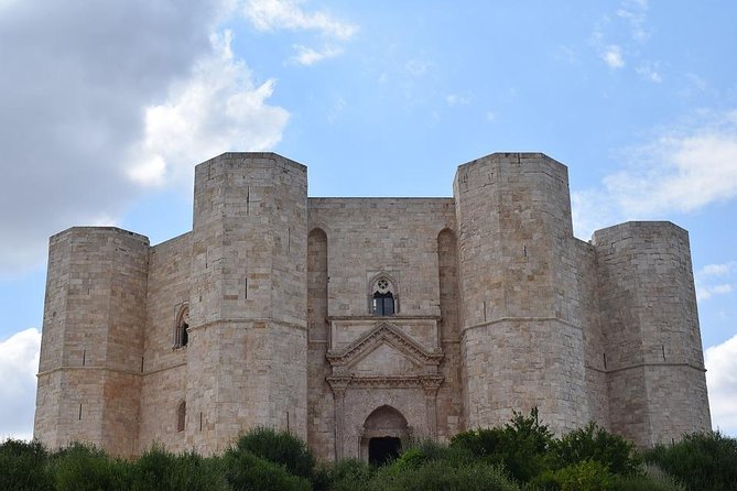 PUGLIA Tour Private Customizable Excl. with your Apulian friend - Polignano a Mare: cliffside charm and sea views that feel cinematic