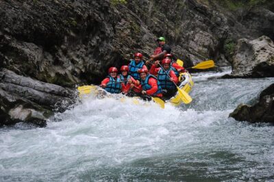 Rafting "Canyon" - On-Raft Coaching: Expert Guides on Every Dinghy (Including Mimo)