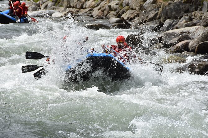 Rafting Extreme - Guides and safety: what good instruction feels like on a fast river