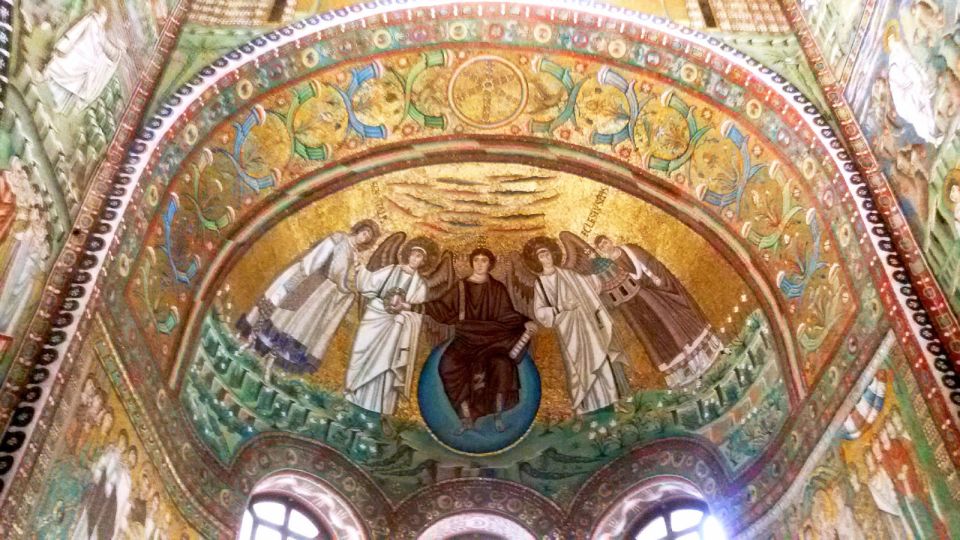 Ravenna: Private Tour with Stunning Byzantine Mosaics - Piazza del Popolo and Palazzo Rasponi: a practical city shortcut