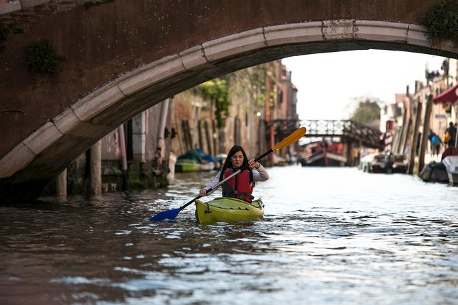 Real Venetian Kayak - Tour of Venice Canals with a Local Guide - Price and value of $78.60: what you’re paying for