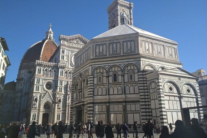 Renaissance & Medieval Florence Guided Walking Tour plus mobile App - Piazza della Signoria: When Florence Turns Into an Outdoor Sculpture Museum