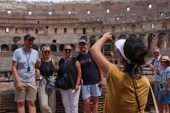 Roma: Colosseum, Forum, and Palatine Hill Local Guided Tour - Meeting at the Arch of Constantine, then heading into the ruins