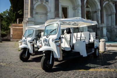 Rome: 2-Hour Vip Tuk-tuk tour with Hotel Pickup and Prosecco - Colosseum stop: big wow factor in a short, guided window