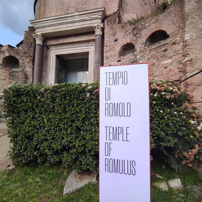 Rome: 4-Hour Private Tour with Driver - Catacombs of Rome and Circus Maximus: big stories, brief stops