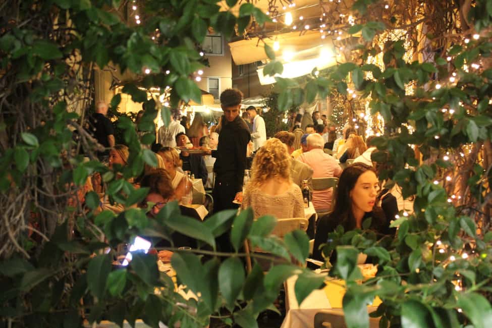Rome: 4-Hour Private Tour with Driver - Hotel pickup to Trevi Fountain: a classic start with a quick coffee break