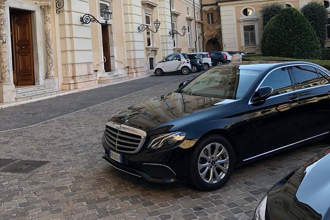 Rome Airport Transfer - ONE WAY - Meeting your driver at Fiumicino (FCO) or Ciampino (CIA)