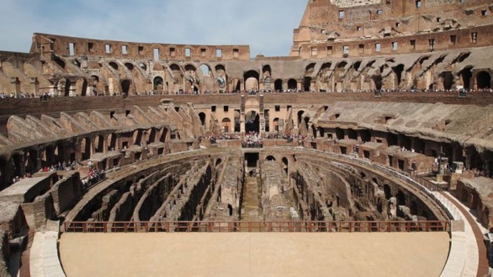 Rome: Ancient History and Colosseum Underground Tour - Time, Pace, and Group Size: What to Expect in Real Life