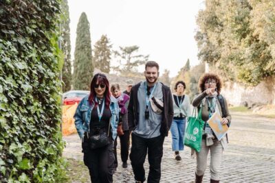 Rome: Appian Way, Aqueducts, and Catacombs Tour - Meeting at Piramide and settling into the ride