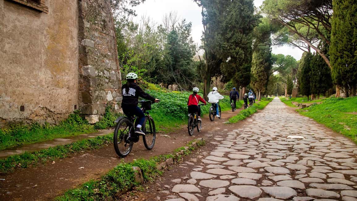 Rome: Appian Way Aqueducts Bike Tour (UPG Catacombs & Lunch) - E-Bike Fit, Pace, and Safety: What I’d Plan For