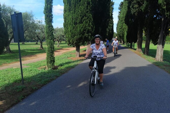 Rome: Appian Way, Aqueducts & Catacombs (Small Group or Private) - E-bike reality check: cobblestones, road crossings, and staying upright