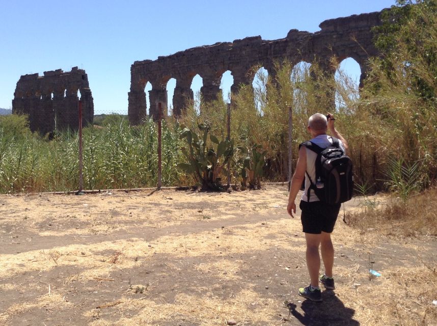 Rome: Appian Way E-Bike Tour Catacombs, Aqueducts & Picnic - Catacombs of St Callixtus: What Underground Looks Like