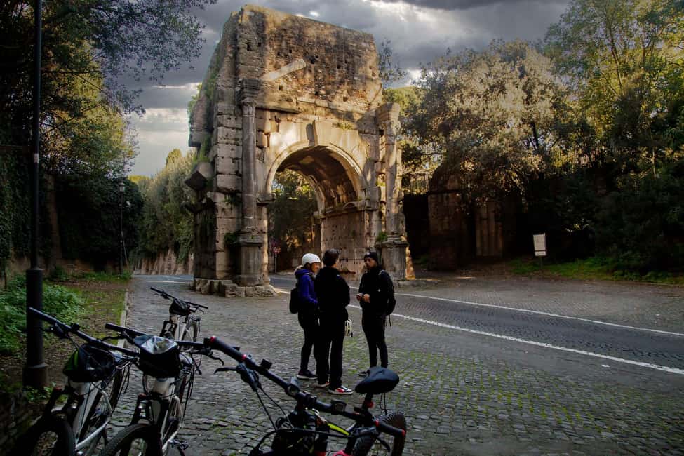 Rome: Appian Way Underground Catacombs Bike Tour with Lunch - Ninfeo di Egeria: a quick, charming pause on the ride