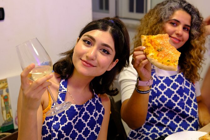 Rome Art Class: Painting & Unlimited Wine - Meeting at Corso Vittorio Emanuele II: start here, end here
