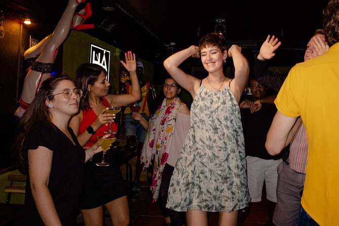 Rome Bar Crawl: Interactive Night Tour with Games and Karaoke - What’s included in your drinks (and why the variety matters)