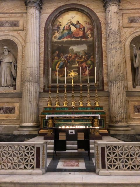 Rome: Basilica of St John Lateran & Holy Steps 1-Hour Tour - The Acheiropoieta and Last Supper Wood: Small Details With Big Meaning