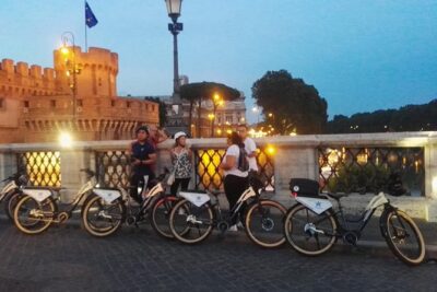 Rome by Night E-Bike Tour with Pizza Option - Ancient Rome kick-off: Foro Romano and Palatine Hill
