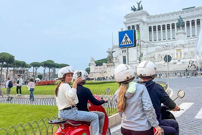 Rome by Vespa: Classic Rome Tour with Pick up - Testaccio Espresso or Gelato Break: the Food-Quarter Reset