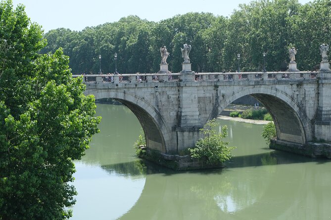 Rome: Castel Sant'Angelo Guided Tour - Castel Sant’Angelo’s big story: from Roman origins to papal fortress