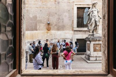 Rome: Castel Sant'Angelo Skip-the-Line Guided Tour - Olearie, Prisons, and Clemente VII’s Theater: The Parts Most People Miss