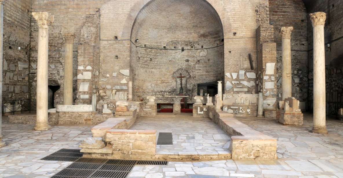 Rome: Catacombs of Domitilla Entry Ticket & Guided Tour - The descent on Via delle Sette Chiese and the Flavians’ story