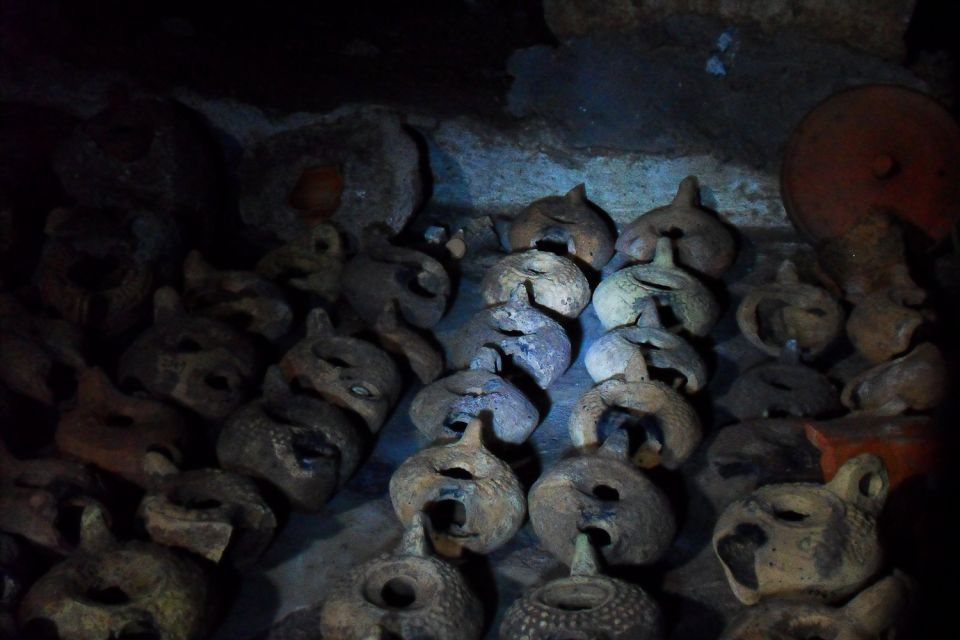 Rome: Catacombs of Domitilla Entry Ticket & Guided Tour - Hypogeum of the Flavians: where pagan space becomes Christian