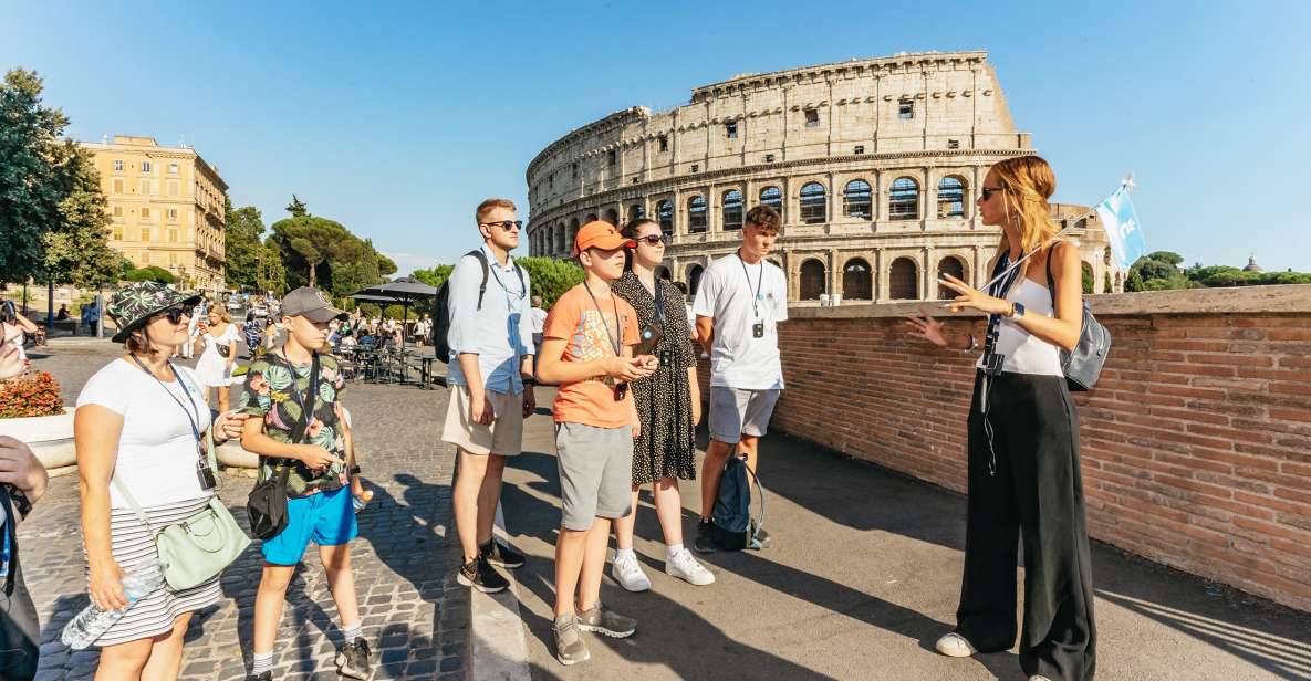 Rome: City Highlights Walking Tour - Meeting near the Colosseum: how to avoid the first-street panic
