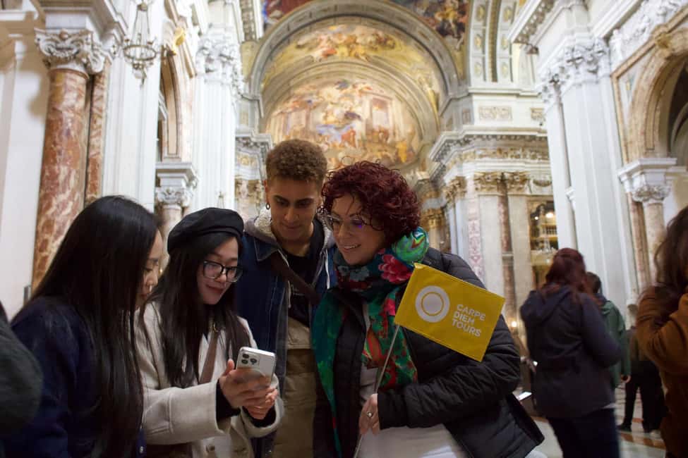 Rome: City Walking Tour in English or Spanish - Galleria Sciarra and SantIgnazio di Loyola: the useful pace break