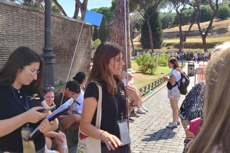 Rome: Colosseum Access and Self-Guided Virtual Reality Tour - Audio guide you can actually follow