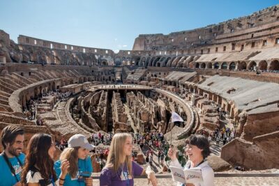 Rome: Colosseum Arena Floor, Roman Forum and Palatine Hill Tour - Arco di Tito: a short stop that makes the Forum feel alive