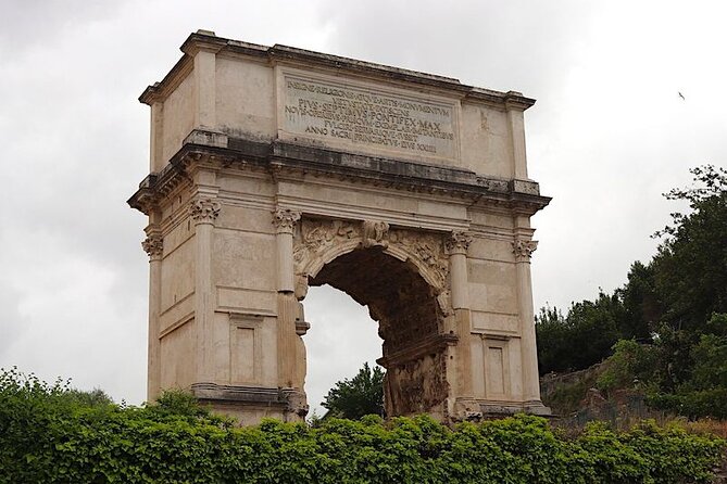 Rome: Colosseum Arena Floor Tour with Roman Forum & Palatine Hill - Guides Matter: What You Can Learn From the Best Versions of This Tour