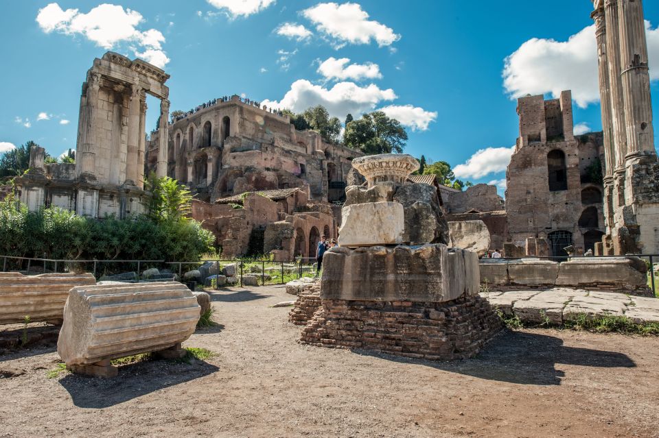 Rome: Colosseum Arena, Roman Forum & Palatine Tour - Roman Forum: turning monuments into everyday politics