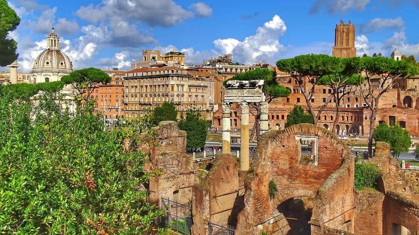 Rome: Colosseum Express Entry with Audio Guide App - Timing and seasonal hours: plan around closing time